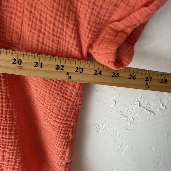 Freckled Poppy Shirt Womens Medium Coral Pink Gauze Textured Pocket Button Top - Picture 7 of 9
